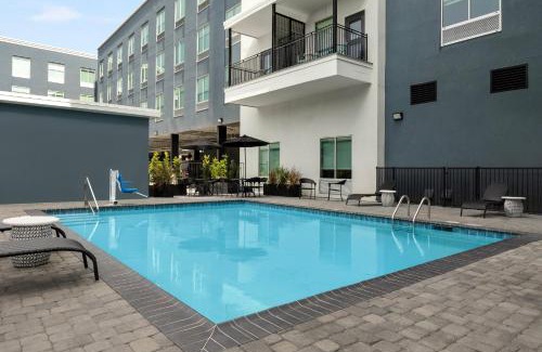 Faubourg Marigny Hotel | Hampton Inn New Orleans French Quarter Market Area