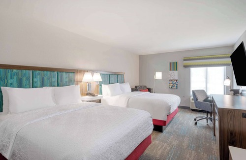 New Philadelphia Hotel | Hampton Inn New Philadelphia