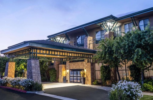 Agoura Hills Hotel | Hampton Inn & Suites Agoura Hills