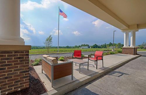 Cazenovia Hotel | Hampton Inn & Suites Cazenovia, NY