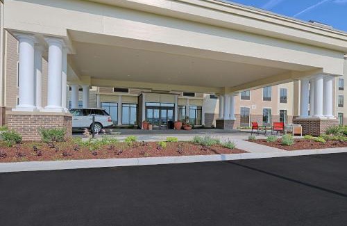 Cazenovia Hotel | Hampton Inn & Suites Cazenovia, NY