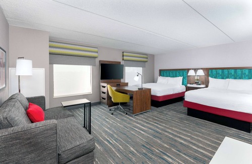 Orange Hotel | Hampton Inn & Suites Cleveland-Beachwood