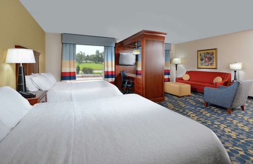 Huntersville Hotel | Hampton Inn & Suites Huntersville