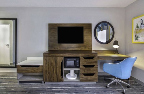 Jackson Hotel | Hampton Inn & Suites Jackson