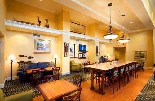 Lake Wales Hotel | Hampton Inn & Suites Lake Wales