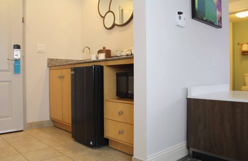 Sarasota Hotel | Hampton Inn & Suites Sarasota/Bradenton-Airport, FL