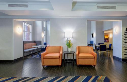 Tallahassee Hotel | Hampton Inn & Suites Tallahassee I-10-Thomasville Road