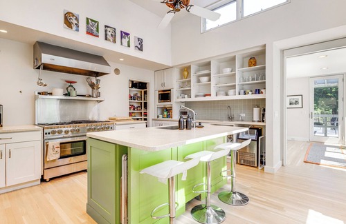 Wainscott Casa | Hamptons Home w/ Private Pool, 1 Mi to Beach!