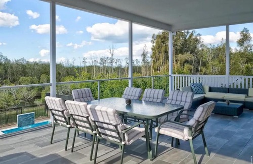 Burrum Heads Casa | Hamptons House