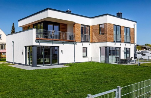 Schwerin Apartamento | Hangar 19 Superior Apartment mit Seeblick H5W2