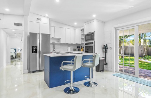Riverland Village Casa | Hangar 3350-Fort Lauderdale/wifi/casino/pool/city/3 bedrooms/peaceful retreet