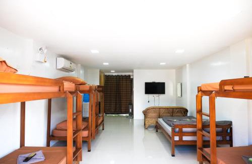 Dapa Cama Y Desayuno | Hangout Haven Siargao Homestay