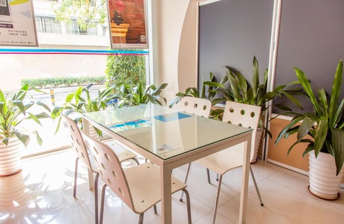 Guangzhou Central Business District Hotel | Hanting Hotel Guangzhou East Railway Station