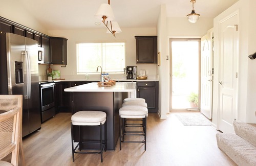 Millard Casa | Happily Home @West Omaha 4 bed separate spaces sleeps 10