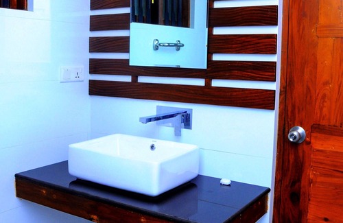 Unawatuna Hotel | Happy Banana Hotel & Restaurant