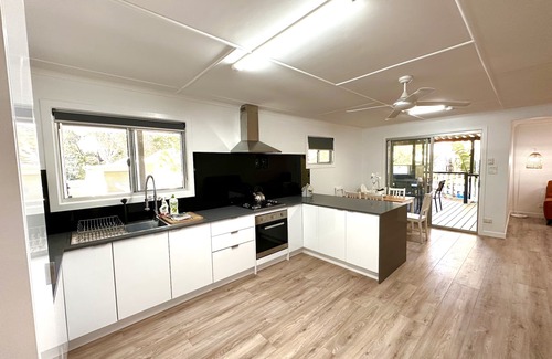 Eurong Casa | Happy Days Beach House - Fraser Island
