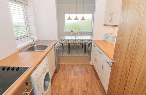 Garn Fadryn Casa | Happy Daze, MORFA NEFYN