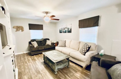 Newnata Casa | Happy Hollow Hideaway