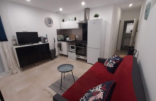 Lunel Apartamento | Happy Home for You Lunel: Happiness at the end of the journey.