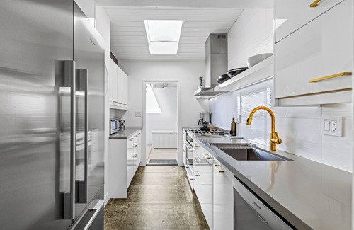 Racquet Club Estates Casa | Happy Hour - Diseñador de lujo! Hogar amurallado y cerrado Mid Mod!