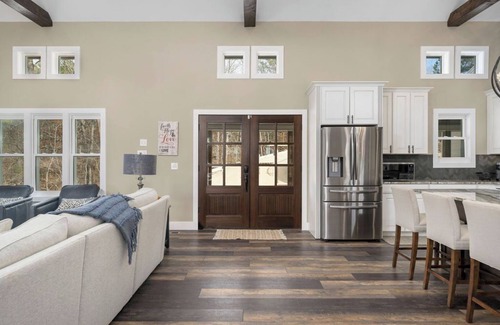 Bremen Casa | Happy House: 4 BR, 4 BA House in Bremen, Sleeps 12