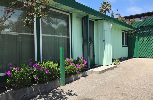 Aptos Cabaña | Casa feliz junto al mar