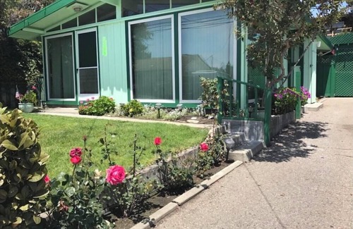 Aptos Cabaña | Casa feliz junto al mar