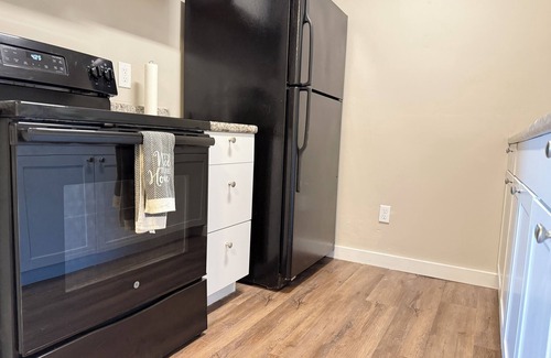 Tallahassee Casa | Happy House on the Hill 2x1 Home near FAMU and FSU