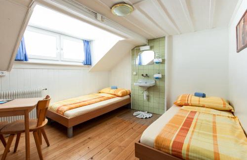 Central Interlaken Hostal | Happy Inn Lodge