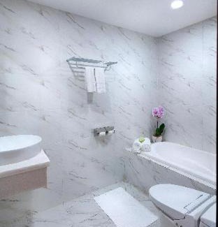 Nguyen Thai Binh Hotel | Happy Life Grand Hotel & Rooftop Skybar