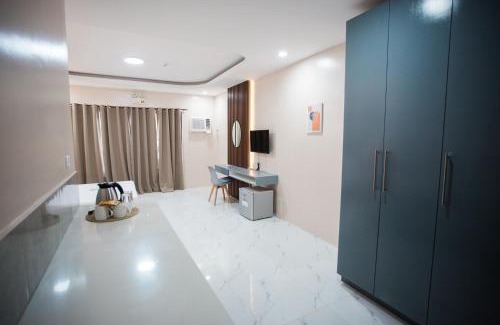 Dauis Casa | Happy Stay Apartelle