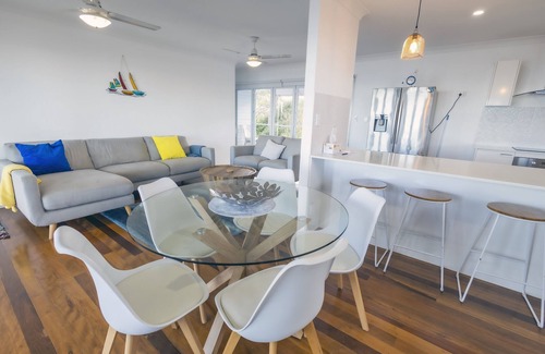 Beachmere Casa | Happy Tides - Casa de vacaciones frente al mar