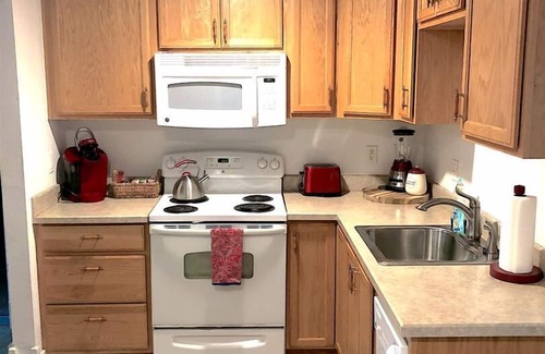 Cody Casa | Happy Trails, nestled on a tree lined street & walking distance to historic downtown Cody!