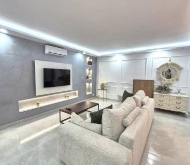 Nueva Andalucia Apartamento | Happy Travel Marbella Renovated Duplex