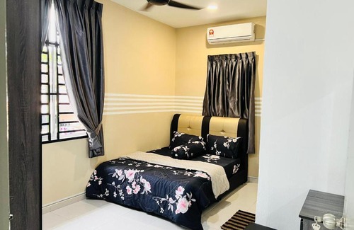 Ulu Tiram Casa | Happy Valley Homestay