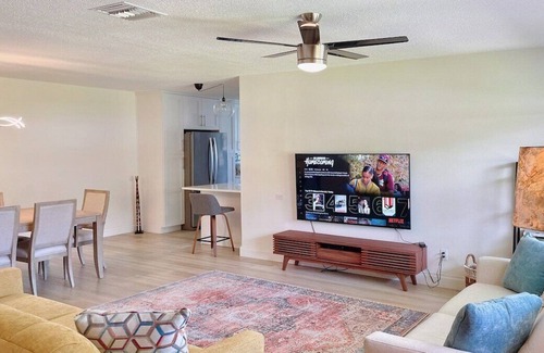 Harbor Bluffs Casa | Harbor · Heated Pool and Spa | 5 min to beach