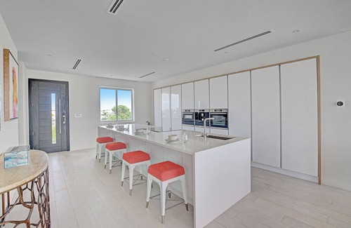 Bouvet Island Condominio | Harbor Hummingbird Haven - 3-bedroom condo with marina views