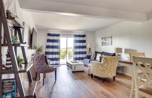 Oceanmarsh Subdivision Apartamento | Harbor Island Condo with Pool Access Walk to Beach!