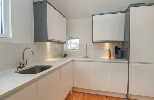 Weymouth Cabaña | HARBOURSIDE HAVEN PENTHOUSE 1, family friendly in Weymouth