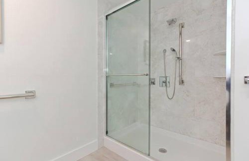 Plymouth Cultural District Apartamento | Harbourtown Suites on Plymouth Harbor