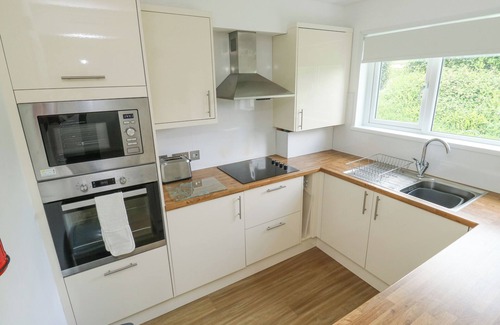Heligan Cabaña | Harcombe House Bungalow 1
