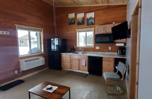 Rea Cabina | Hardrock 50- #12 Rustic cabin retreat in the heart of adventure country.