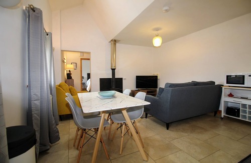 Louth Cabaña | Hare Cottage, Covenham Holiday Cottages