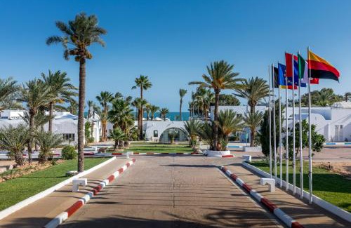Aghir Hotel | Hari Club Beach Resort