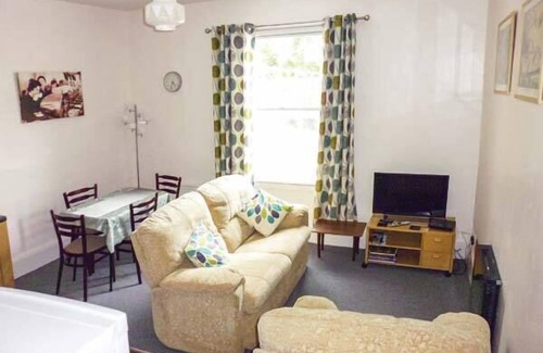 Bishops Castle Cabaña | Harley Apartment