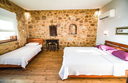 Bozcaada Hotel | Harmani Tatil Çiftliği