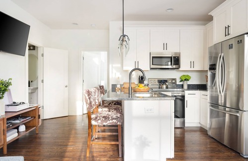 Chestnut Hill Apartamento | Hart Suite 3 by Avantstay Gorgeous Town House w Modern Amenities in Nashville