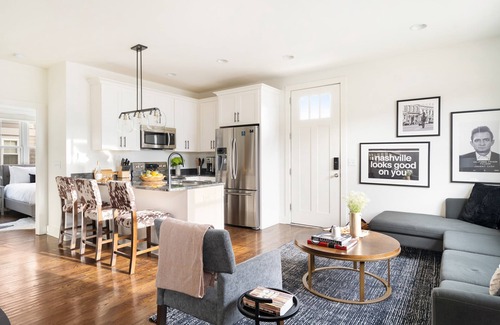 Chestnut Hill Apartamento | Hart Suite 3 by Avantstay Gorgeous Town House w Modern Amenities in Nashville