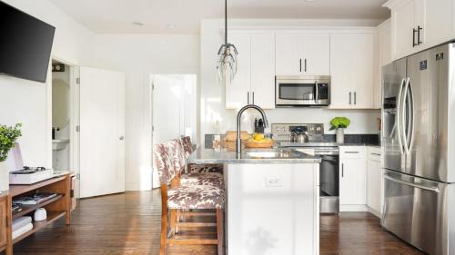 Chestnut Hill Apartamento | Hart Suite Buyout 2 by AvantStay Two Nashville Town Houses w Stunning Amenities Design