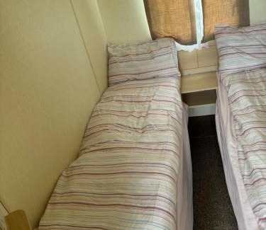 Leysdown-on-Sea Otro | HARTS Holiday Park Home